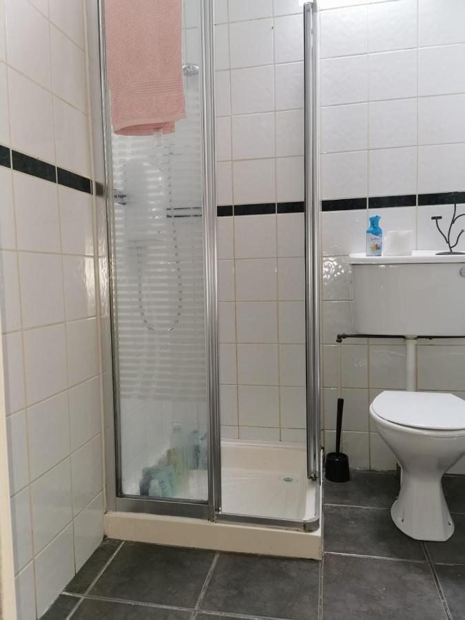 Sally 3 Apartment Galway Bagian luar foto