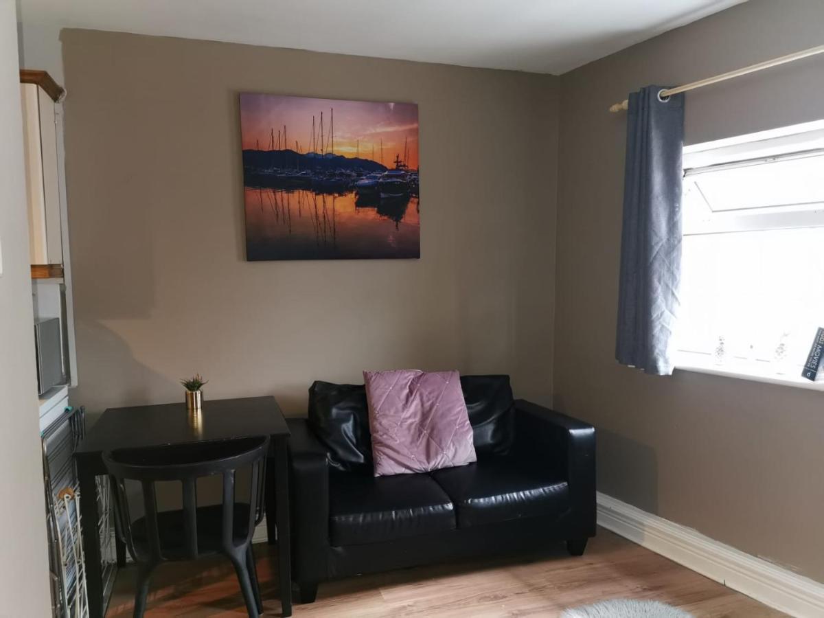 Sally 3 Apartment Galway Bagian luar foto